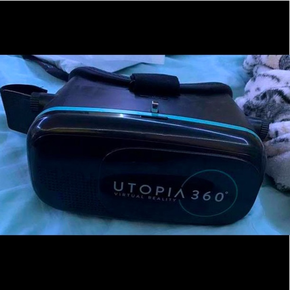Virtual Reality Headset